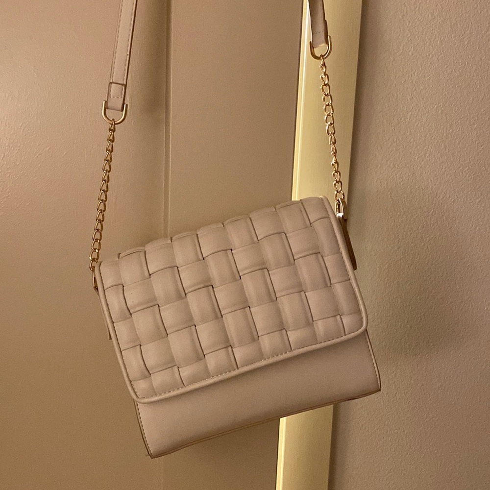 White purse, great condition!